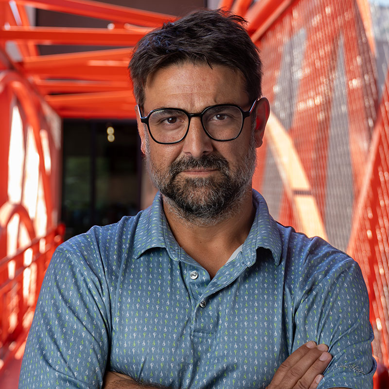 Francisco González - Estudios e Investigación